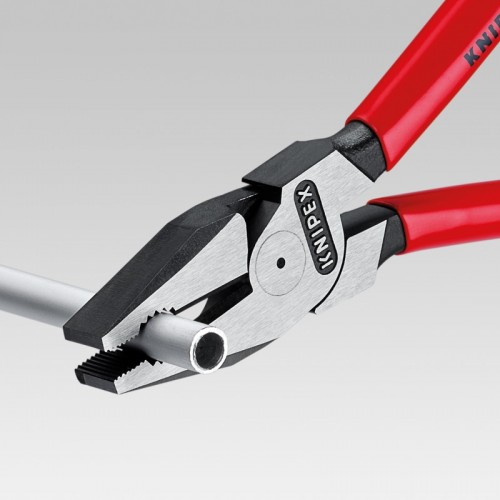 Плоскогубцы Knipex 02 02 180, комбинированные особой мощности, с двухкомпонентными чехлами, 180 mm, KN-0202180
