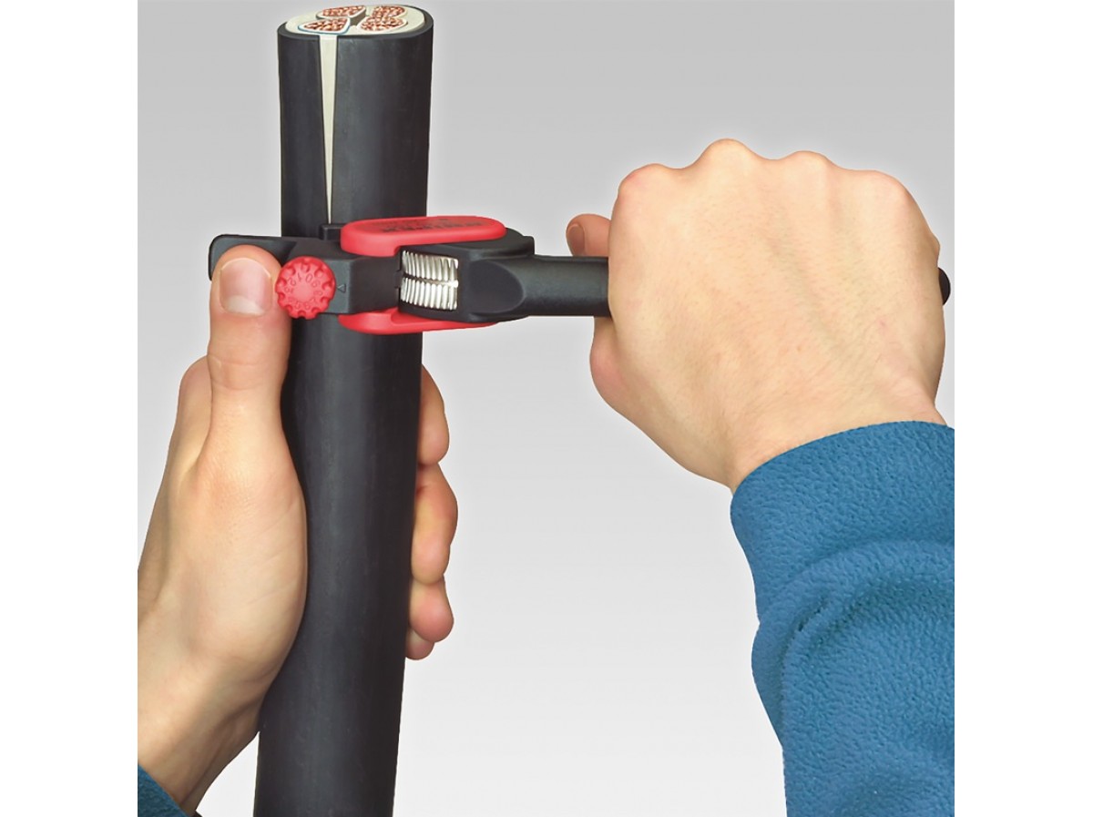 Зачистить сип. Приспособление для снятия изоляции провода сип. Зачистить сип. Чистка медных проводов от изоляции. Держатель для прокалывающего зажима сип.